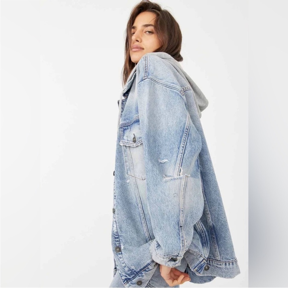Free People We the Free Flawless distressed oversized denim jacket - Picture 4 of 11